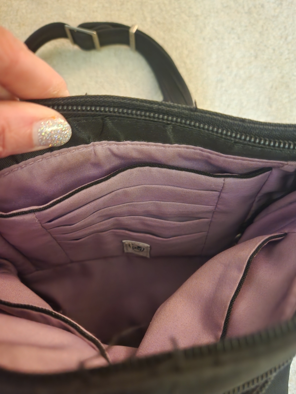 Women's Black Crossbody Shoulder Bag TRAVELON - Picture 5 of 7